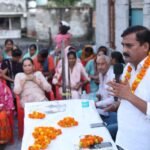 धर्मपुर विधानसभा क्षेत्र में कांग्रेस के टिकट के दावेदार सुरेन्द्र रांगड़ उर्फ गुड्डू भाई ने महिलाओं के साथ शुरू किया जनसंवाद।